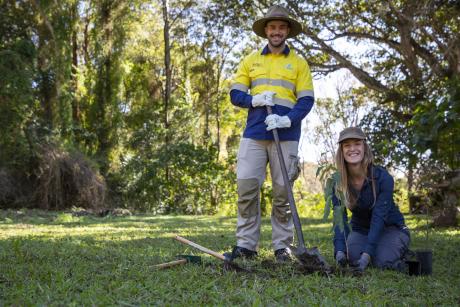 Seqwater and Gold Coast Catchment Association take part in the Gold Coast Biggest Tree Planting Day