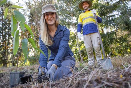 Seqwater and Gold Coast Catchment Association take part in the Gold Coast Biggest Tree Planting Day
