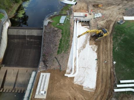 Siphons under construction at Ewen Maddock Dam spillway