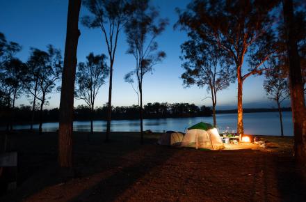 Camping at Wivenhoe Dam