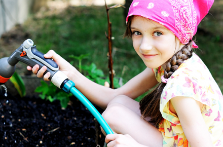 A water saving hose nozzle is a wise way to save water when gardening