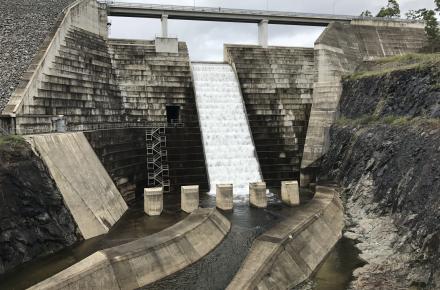 Hinze Dam spillway