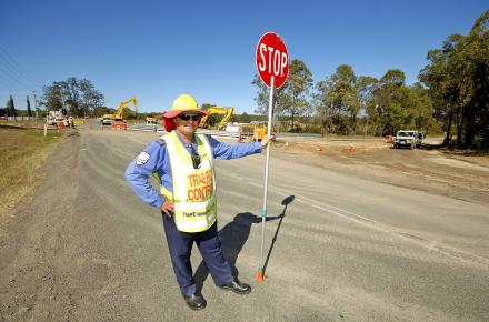 Traffic_control_Stegemann_Road_Buccan