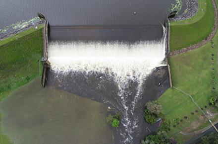 Lake Macdonald spilling